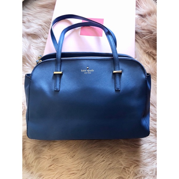 cedar street maise shoulder bag